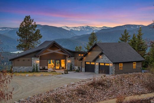 Detached House in Trout Creek, Sanders County