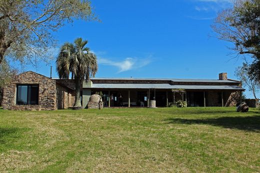 Landhuis in Pueblo Eden, Maldonado