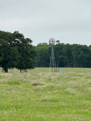 Land in Poolville, Parker County