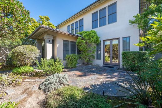 Apartment / Etagenwohnung in Pebble Beach, Monterey County