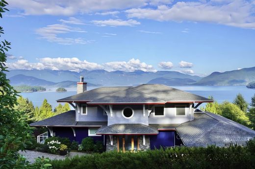 Detached House in Gibsons, Sunshine Coast Regional District
