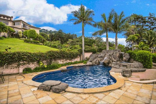 Vrijstaand huis in Escazú, Provincia de San José