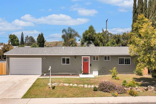Simi Valley, Ventura Countyの一戸建て住宅