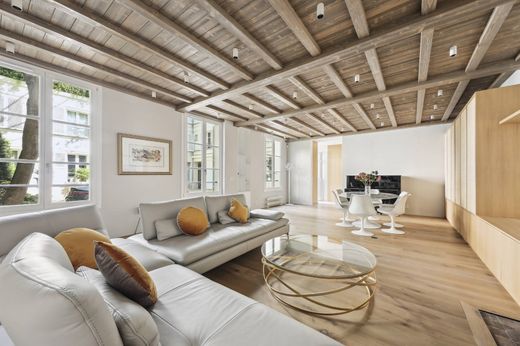 Duplex in Tour Eiffel, Invalides – Ecole Militaire, Saint-Thomas d’Aquin, Paris