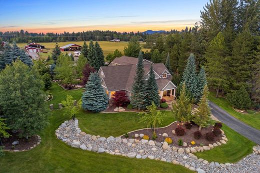 Detached House in Hayden, Kootenai County
