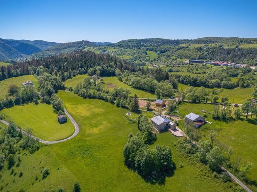 Casa en Septmoncel, Jura