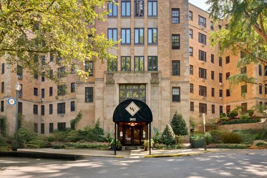 Apartment in Washington, Washington County