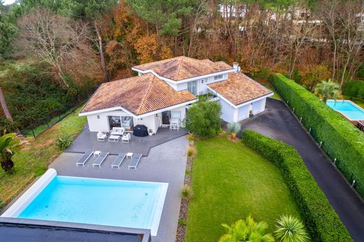 Einfamilienhaus in Pyla sur Mer, Gironde