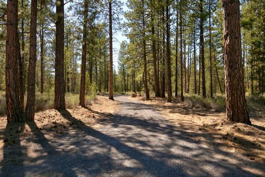 Land in La Pine, Deschutes County