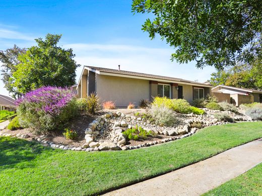 Apartment in Upland, San Bernardino County