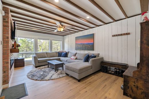 Apartment in Dover, Windham County