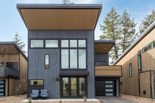 Apartment in Whitefish, Flathead County