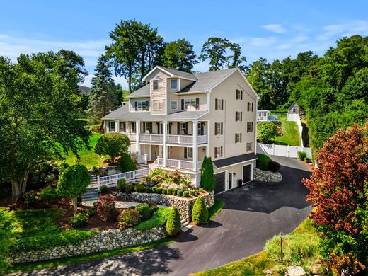 Detached House in Danvers, Essex County