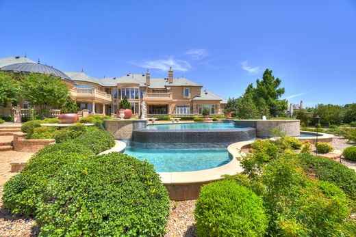 Luxury home in Oklahoma City, Oklahoma County