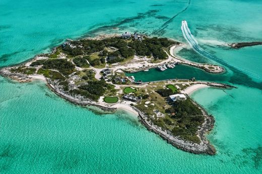 Island in Harbour Island, Harbour Island District