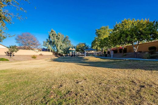 Detached House in San Tan Valley, Pinal County