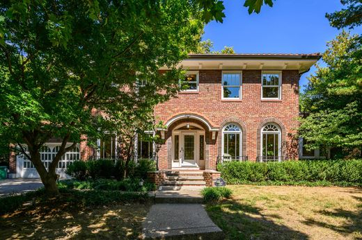 Einfamilienhaus in Clayton, Saint Louis County