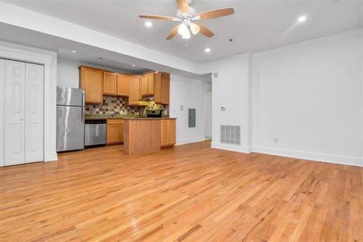 Apartment / Etagenwohnung in Jersey City, Hudson County