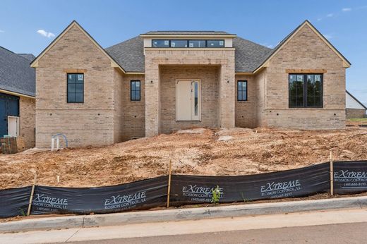 Luxus-Haus in Edmond, Oklahoma County