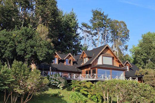 Detached House in Lago Ranco, Provincia del Ranco