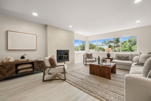 Detached House in Belmont, San Mateo County