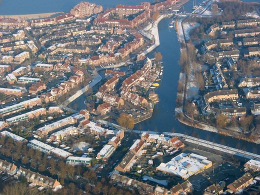 Casa Unifamiliare a Huizen, Gemeente Huizen