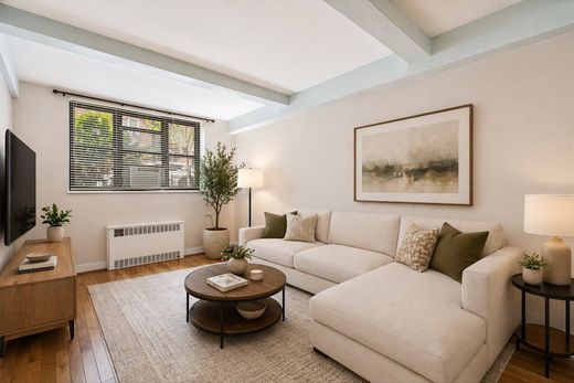 Lüks ev Forest Hills, Queens County