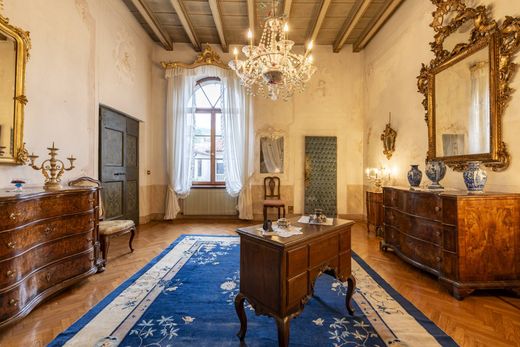 Casa Unifamiliare a Vittorio Veneto, Treviso