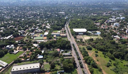 Land in Presidente Franco, Departamento del Alto Paraná