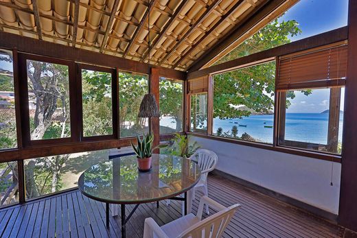 Luxus-Haus in Armação de Búzios, Búzios