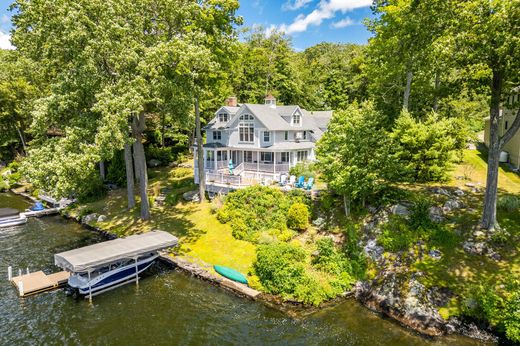 Detached House in Winchester Center, Litchfield County