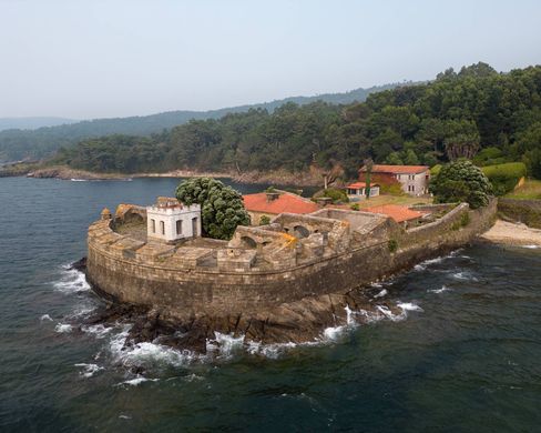 Luxus-Haus in Cee, Provincia da Coruña