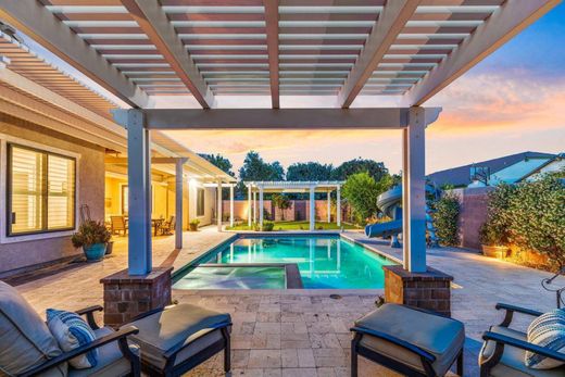 Luxury home in Gilbert, Maricopa County
