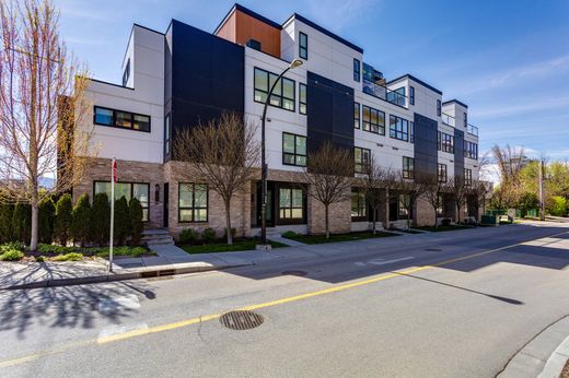 Таунхаус, Келоуна, Regional District of Central Okanagan