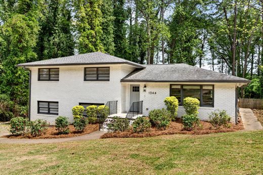 Detached House in Decatur, DeKalb County