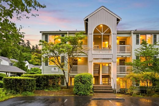 Apartment / Etagenwohnung in Kent, King County