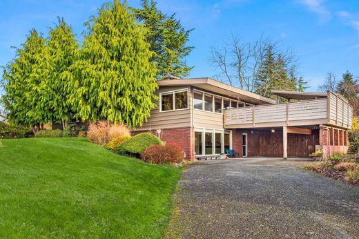 Detached House in Blaine, Whatcom County
