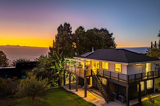 Detached House in Kula, Maui