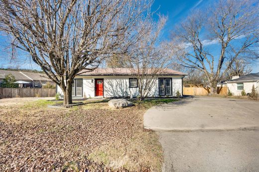 Detached House in Franklin, Williamson County