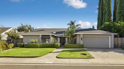 Stockton, San Joaquin Countyの一戸建て住宅