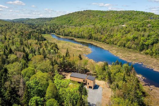 Μονοκατοικία σε Sainte-Adèle, Laurentides