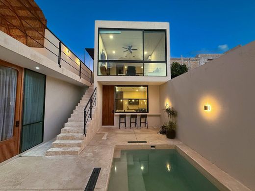 Luxury home for sale in Mérida