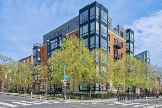 Apartment in Washington, Washington County