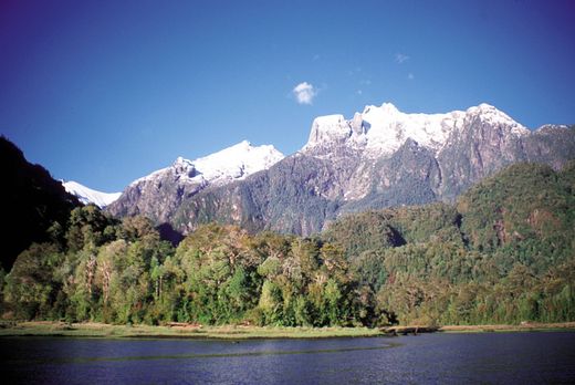 Hualaihué, Provincia de Palenaのカントリーハウス