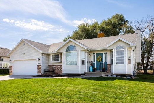 Vrijstaand huis in Clinton, Davis County