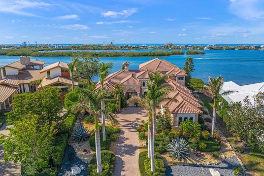 Luxury home in Osprey, Sarasota County