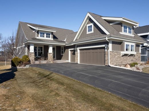Detached House in Chaska, Carver County