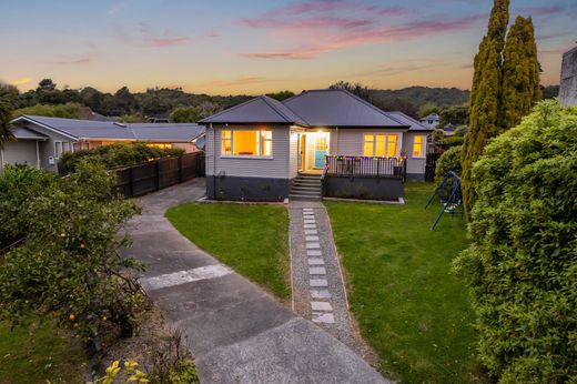 Detached House in Upper Hutt, Upper Hutt City