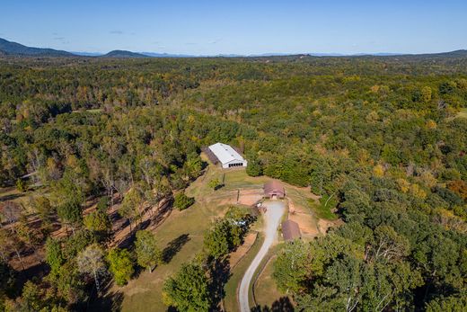 Einfamilienhaus in Tryon, Polk County