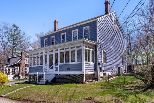Detached House in Hopewell, Mercer County